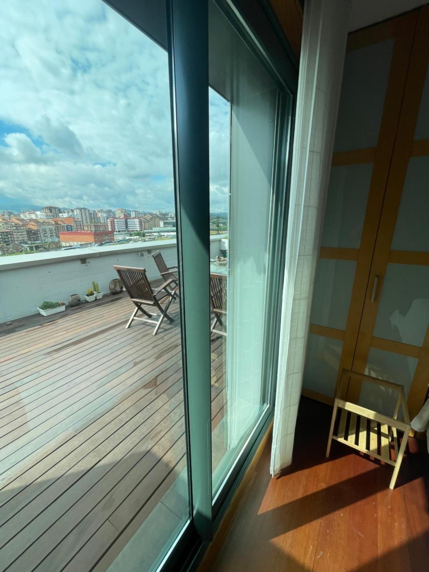 El Atico De La Playa Parking Gratis Apartment Хихон Екстериор снимка
